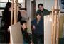 1998年2月在四川美院学生画室指导学生