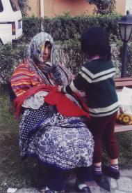 1998年12月与女儿杜怡默在豪斯花园